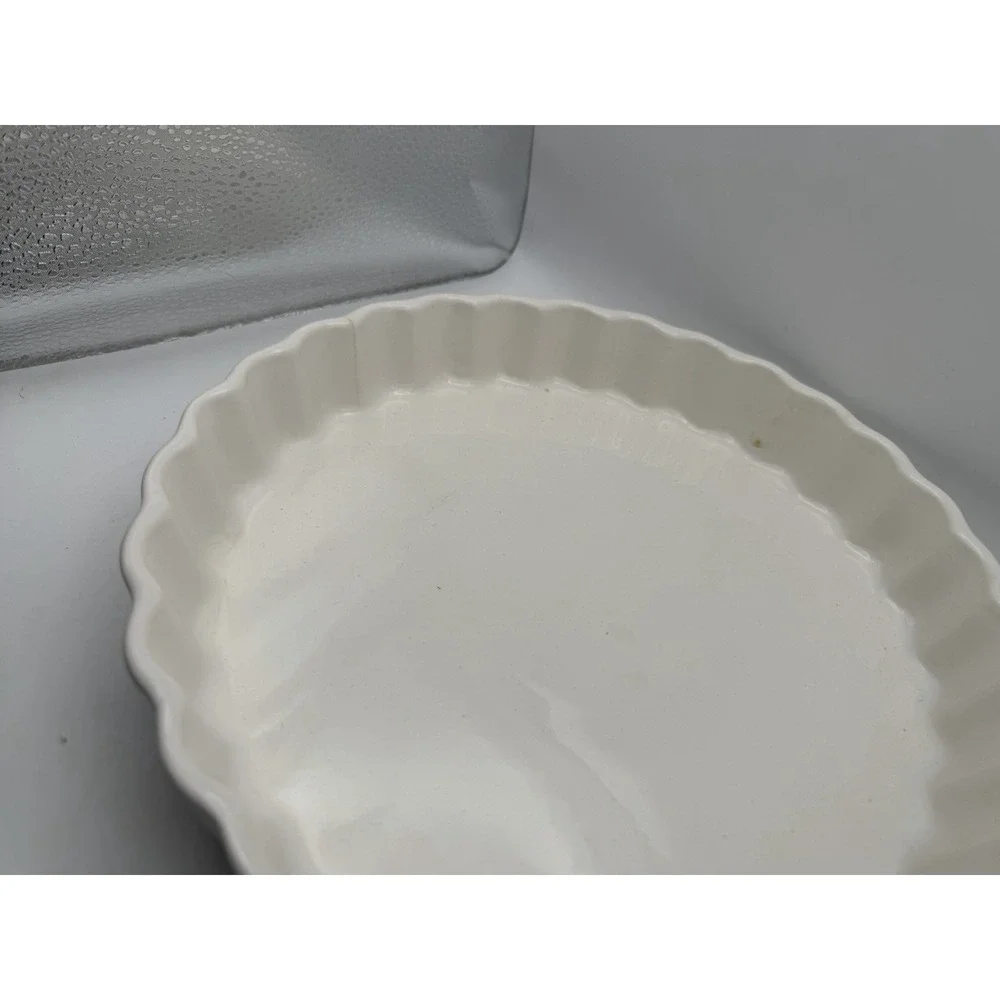Vintage White Fluted Ceramic Quiche Tart Baking Dish Pie Pan Bakeware